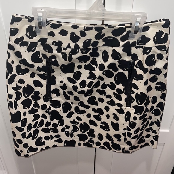 Michael Michael Kors Animal Print Mini Skirt - Picture 2 of 5